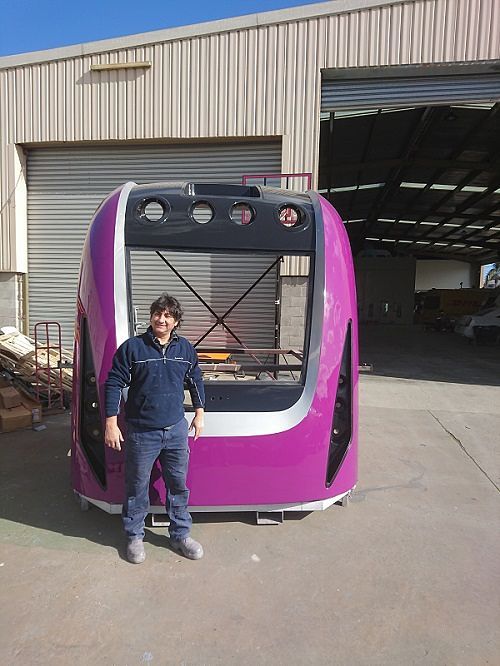 Lucio Gangitano, mobile panel repair specialist with over 35 years experience